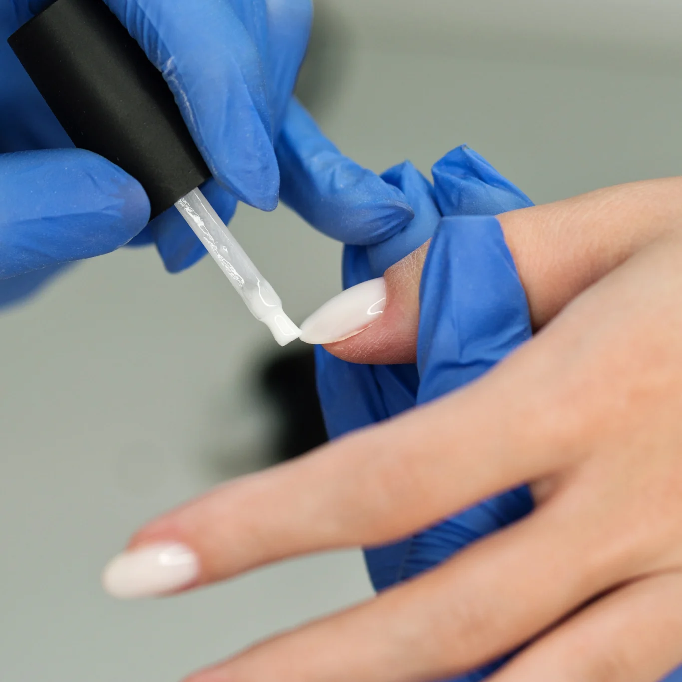 Full Gel Nail Care With Maximum Comfort